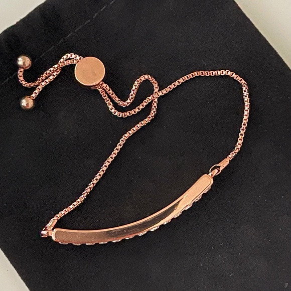 Brilliance Crystals from Swarovski LOVE YOU MORE Bracelet Rose Gold - Picture 8 of 9